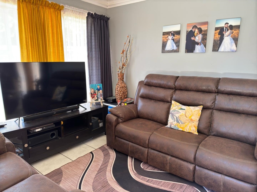 3 Bedroom Property for Sale in Camelot Northern Cape